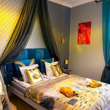Gold Room Красков Екстериор снимка