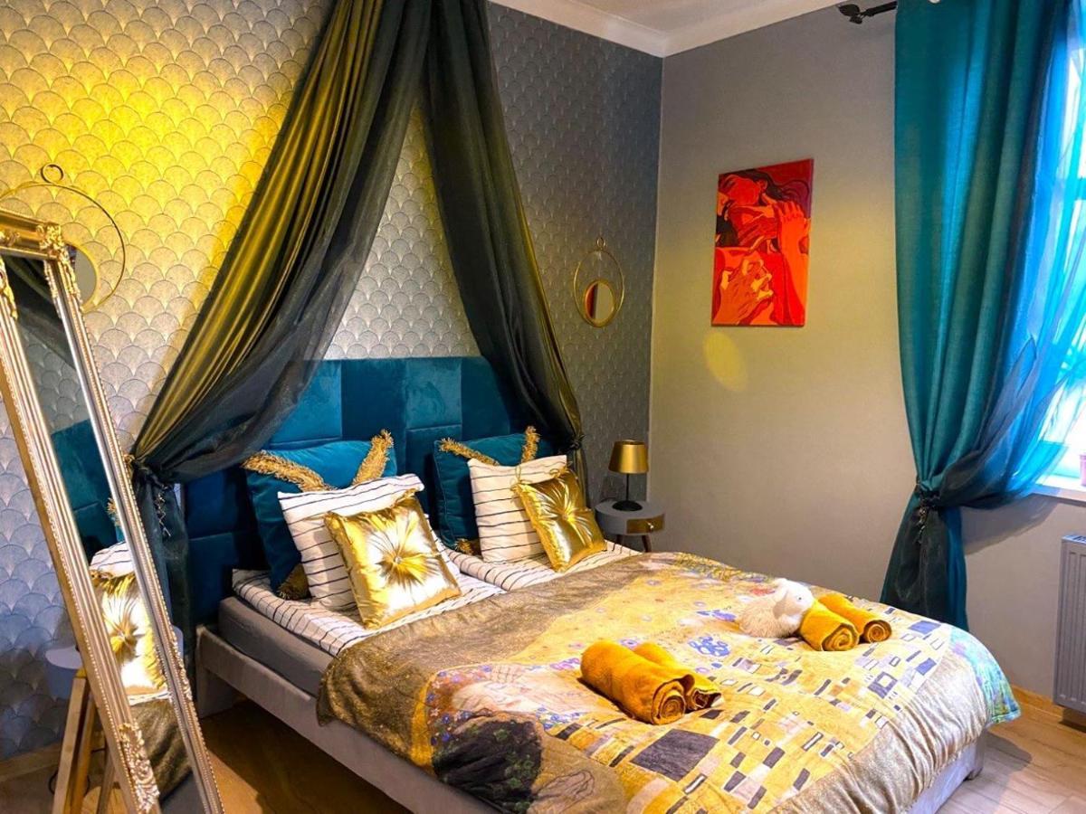 Gold Room Красков Екстериор снимка